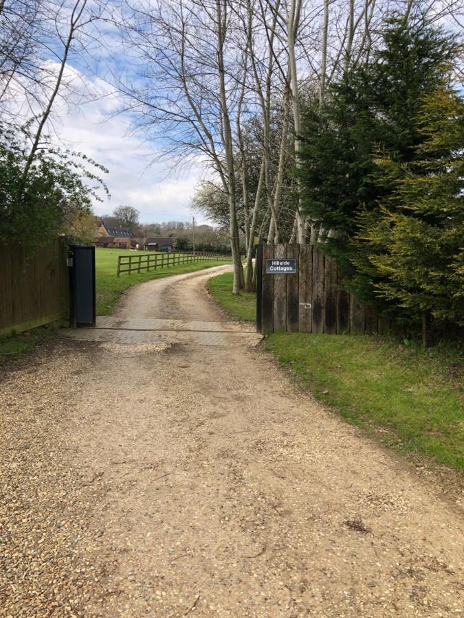 Wisteria Cottage - Hillside Holiday Cottages, Cotswolds Warmington エクステリア 写真